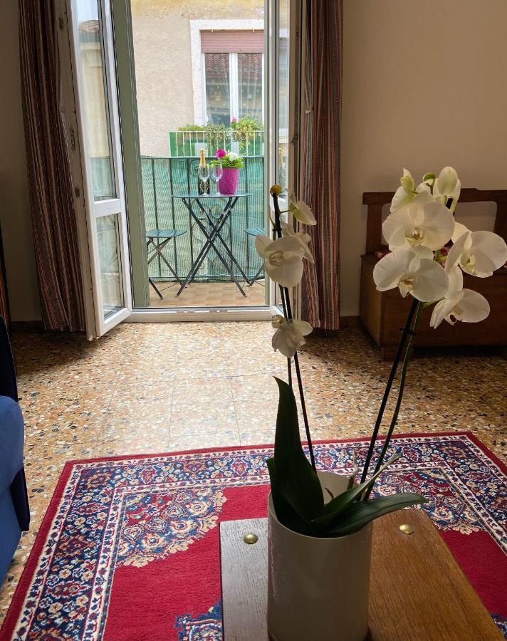 Polly'S Apartment 3 Floor Верона Экстерьер фото